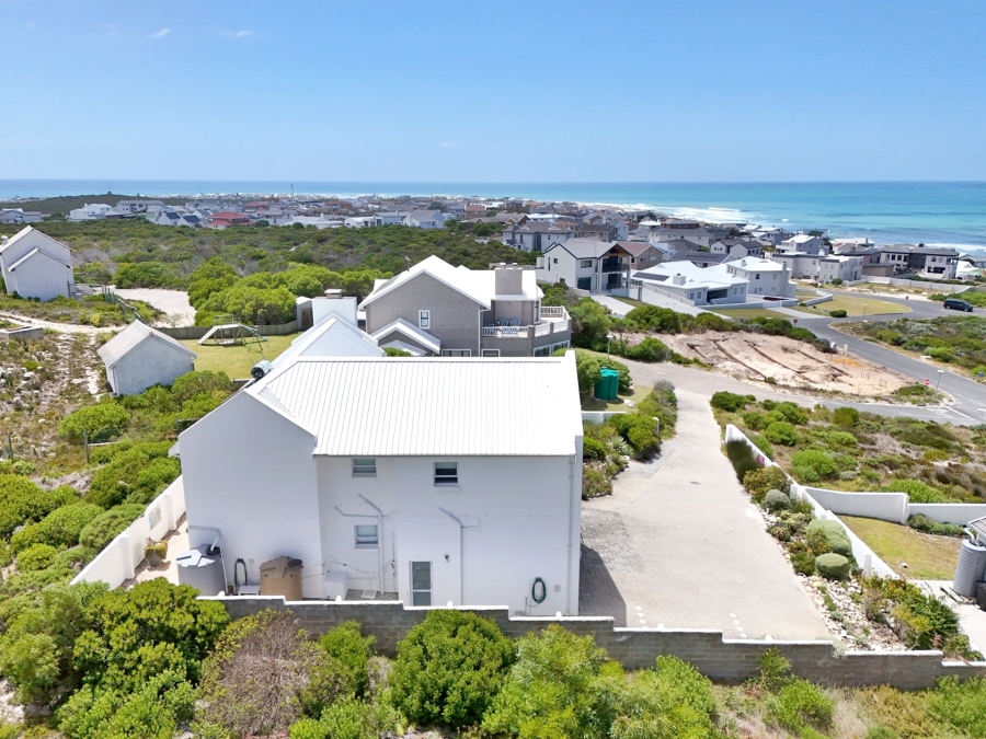 4 Bedroom Property for Sale in Oceanview Heights Western Cape